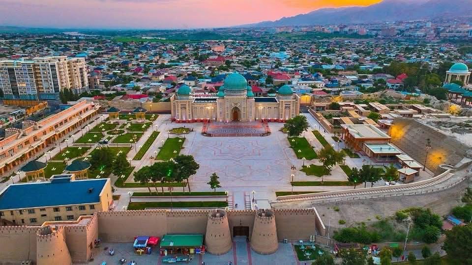 Tajikistan Tour with Local Tour Guide